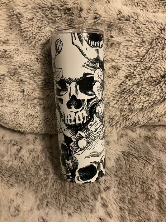 Skull Glow in the dark tumbler